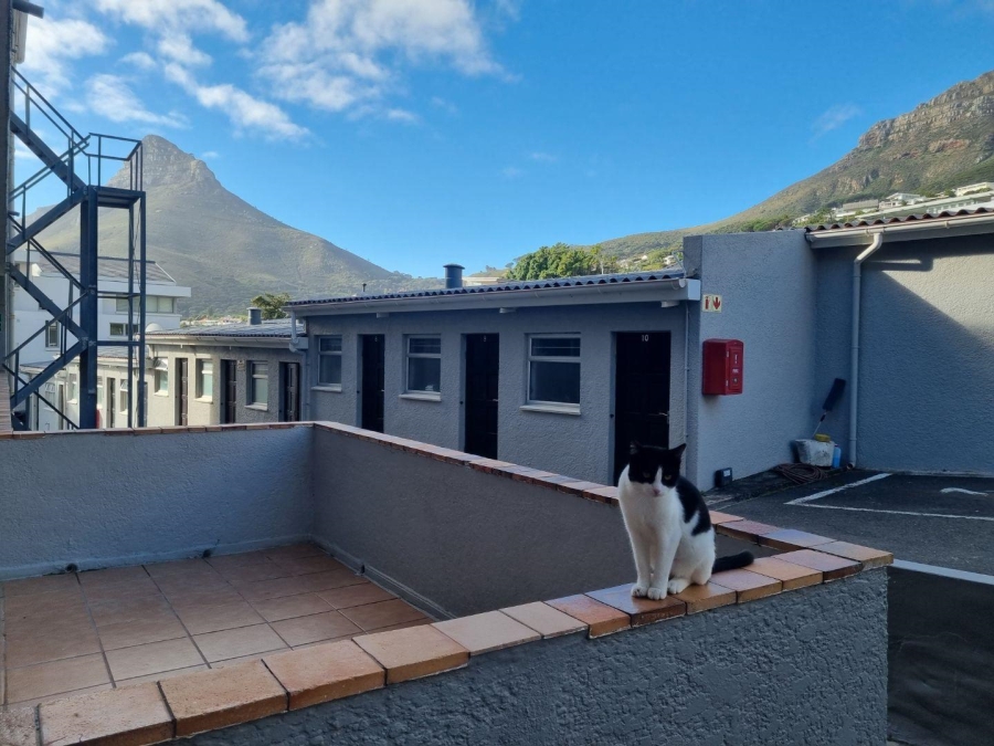 2 Bedroom Property for Sale in Camps Bay Western Cape